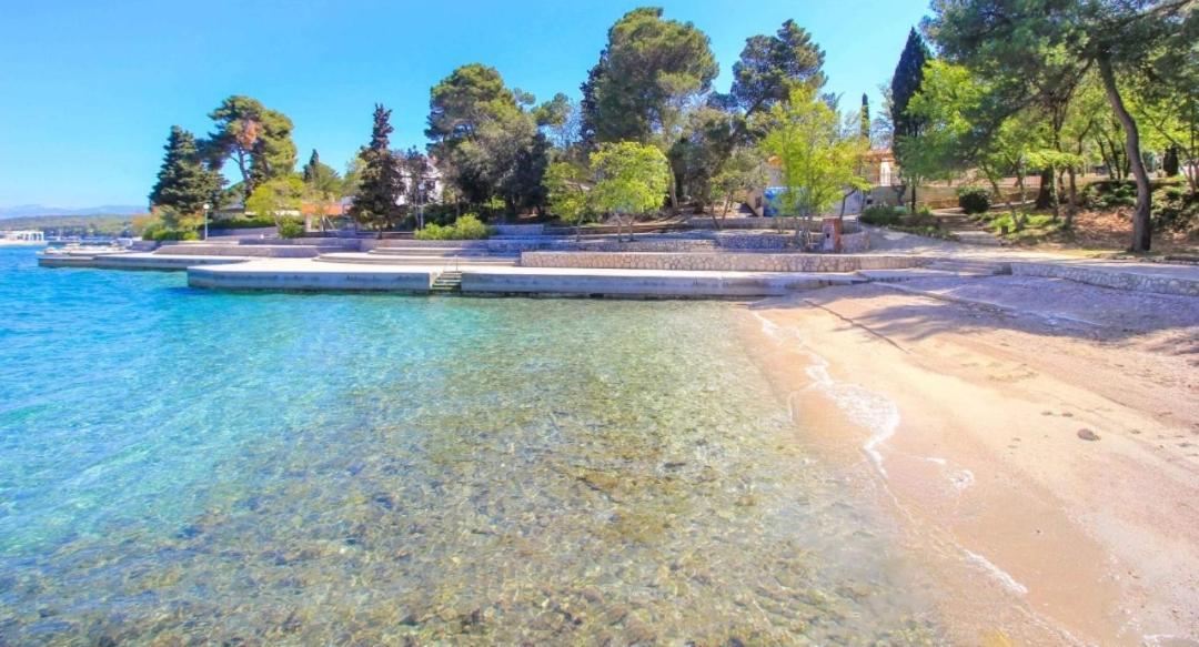Apartman Niko Malinska Εξωτερικό φωτογραφία